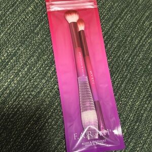 Blush & Highlight Brush Duo - Pink